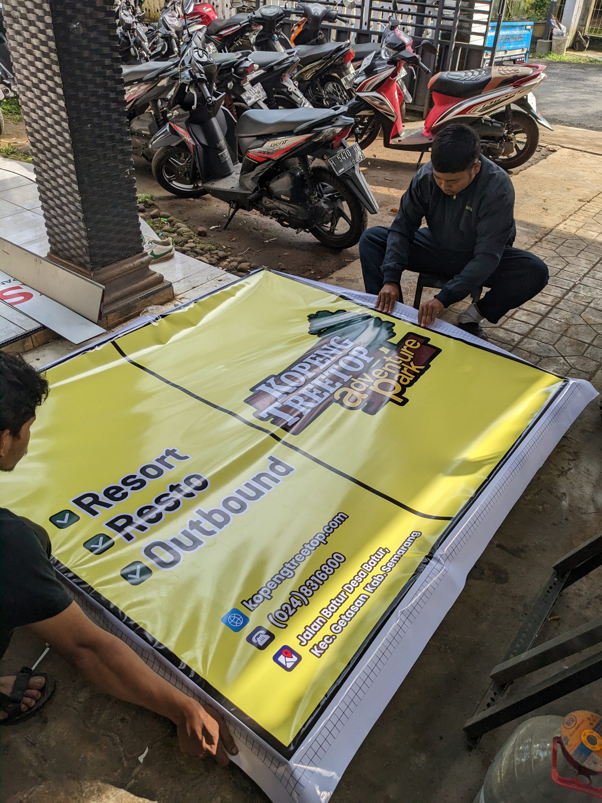 Cara Merawat Papan Nama Akrilik agar Tetap Berkilau di Kab Semarang